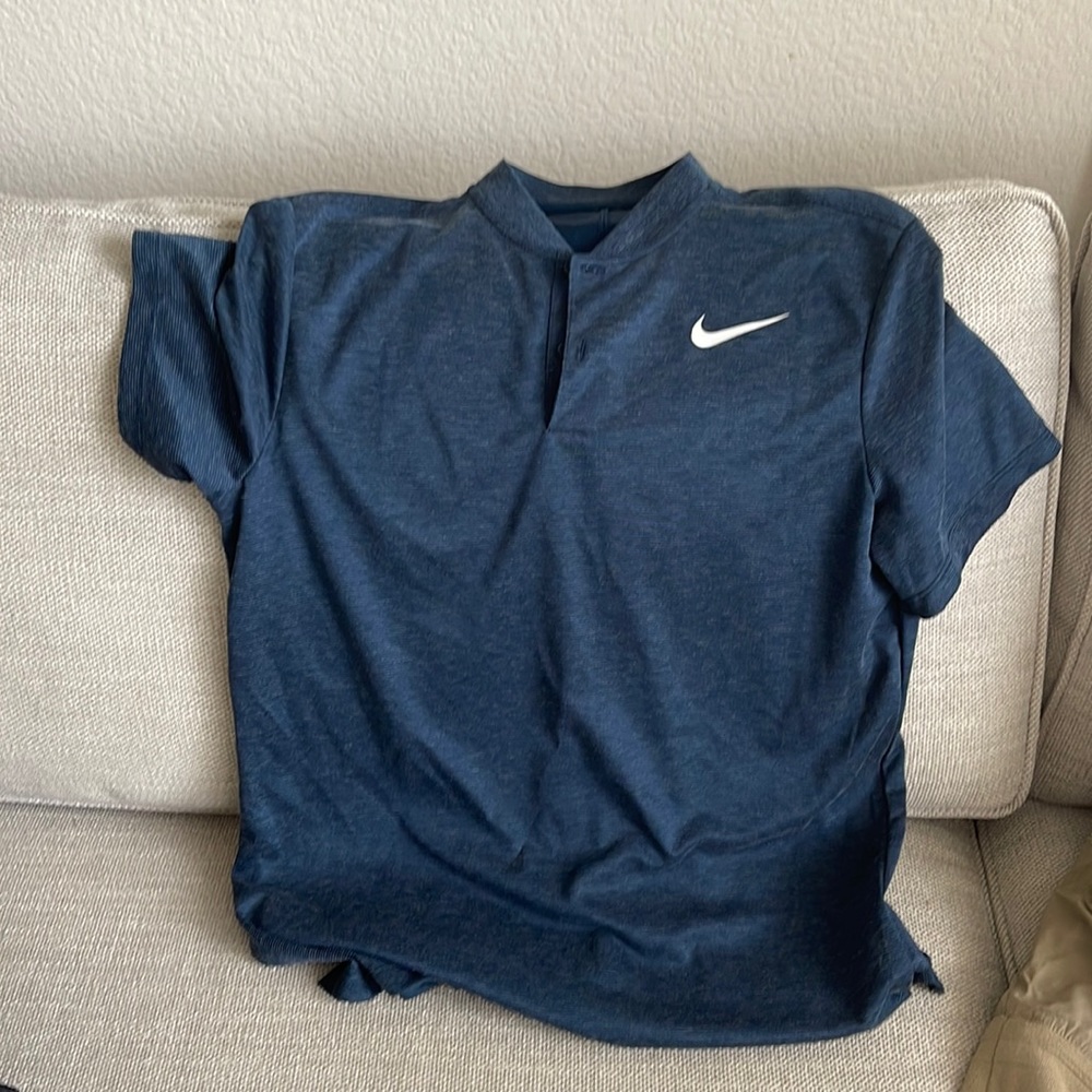 Nike golf shirt